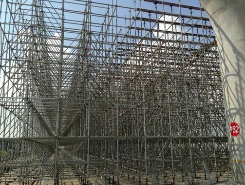 蘇州腳手架搭拆廠家★搭建注意事項(xiàng)●非同小可！