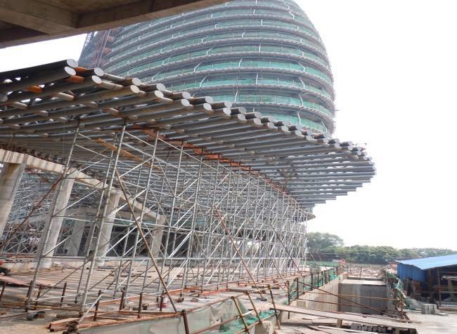 建筑工人在使用蘇州建筑腳手架的時候設(shè)置要求有哪些？